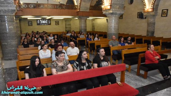 لقاء كنسي مع الطلبة الجامعيين لمناقشة مشروع النقل والخدمات الطلابية