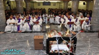 صلوات، انزال الصليب و زوياح القبر في القوش بمناسبة جمعة ” الآلام ” العظيمة